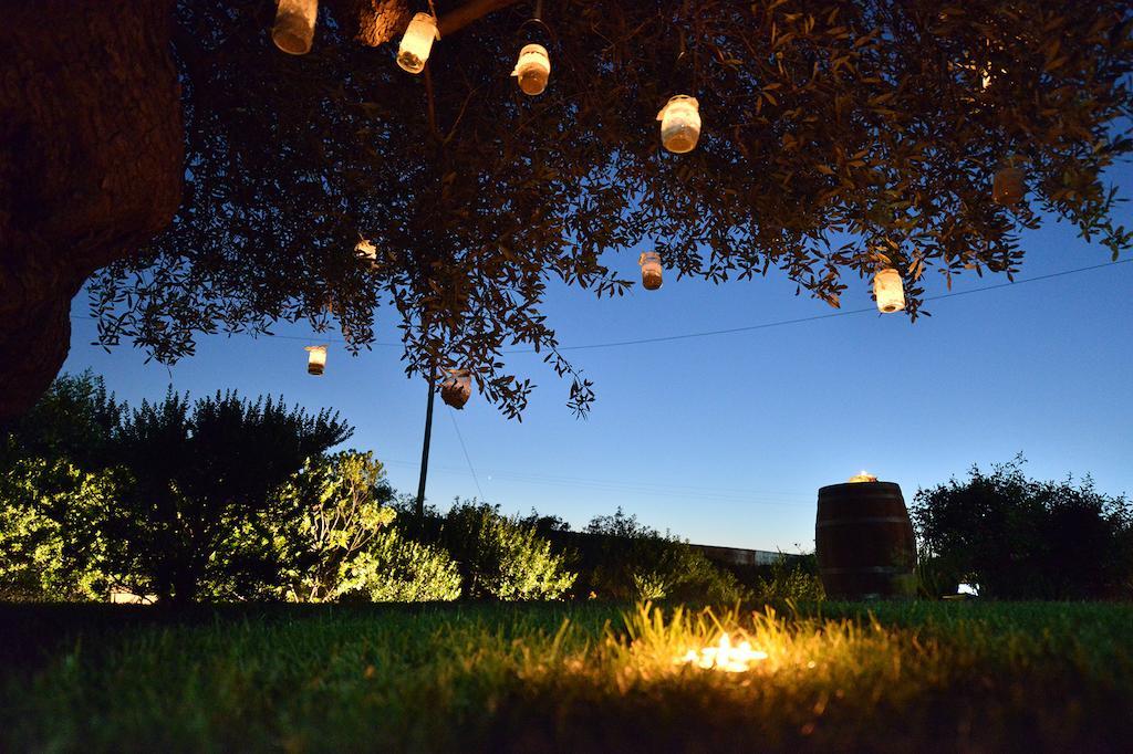 Mazzara Farm Bed & Breakfast Manduria Bagian luar foto