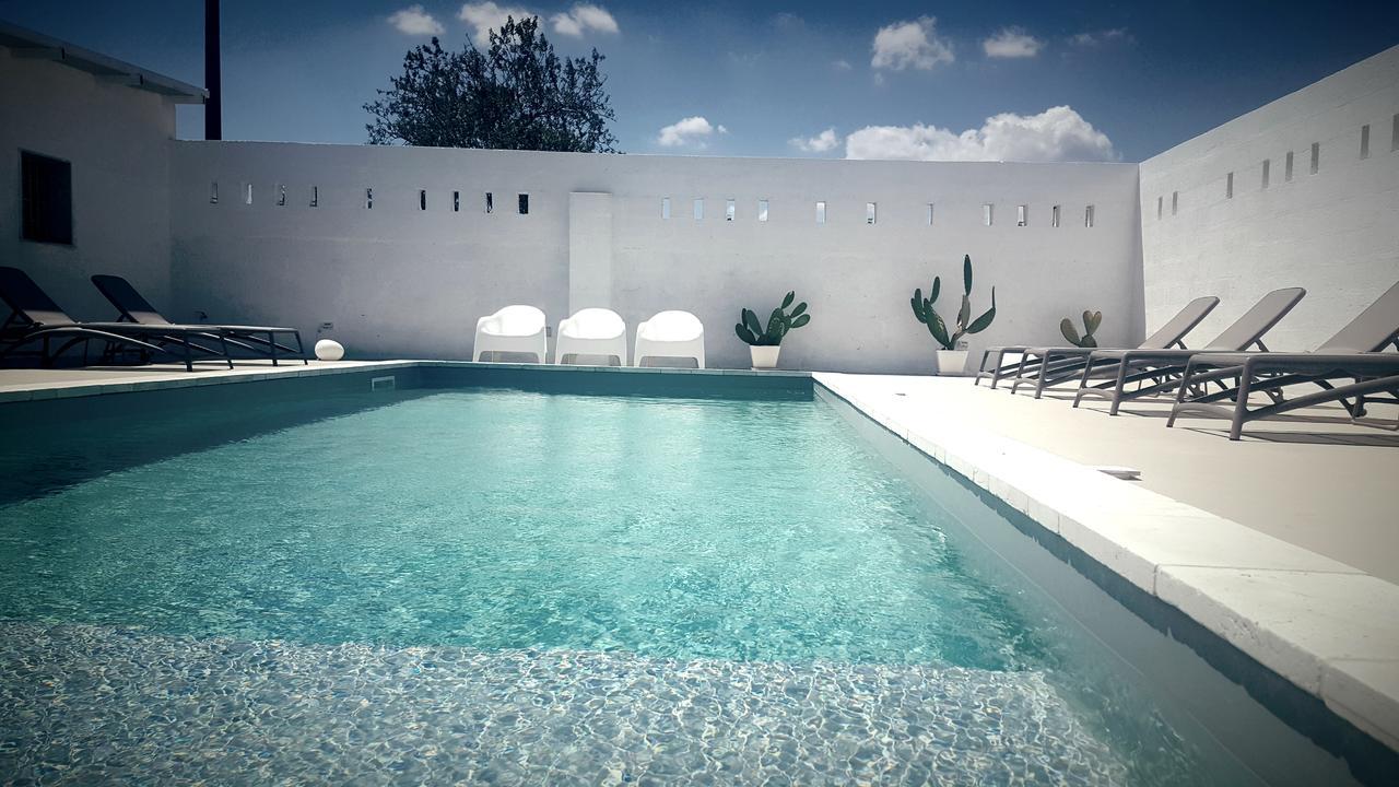 Mazzara Farm Bed & Breakfast Manduria Bagian luar foto