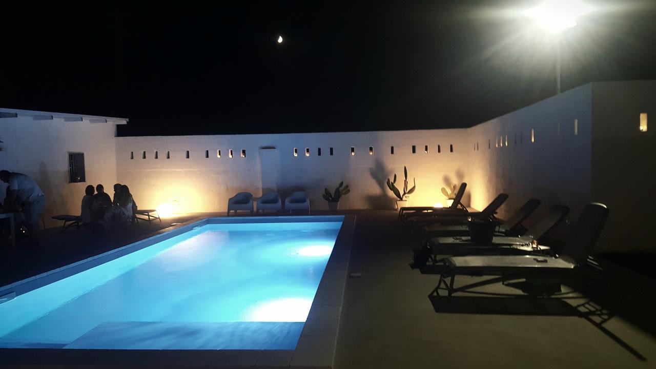 Mazzara Farm Bed & Breakfast Manduria Bagian luar foto